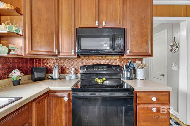 23455 Redtown Road, Atmore, AL 36502