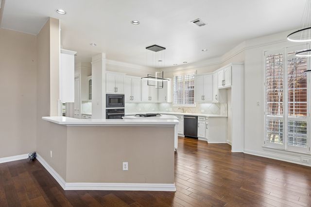 4424 Briar Hollow Drive, Plano, TX 75093