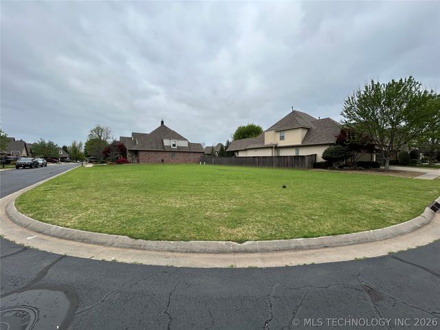 4322 E 117th Drive, Tulsa, OK 74137