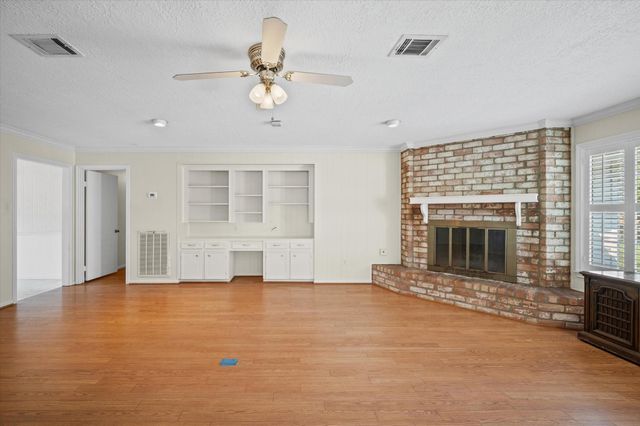 12026 Sugar Springs Drive, Houston, TX 77077