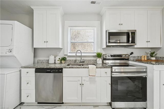 553 45th ST, Newport News, VA 23607