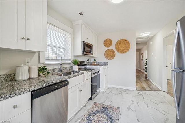 553 45th ST, Newport News, VA 23607