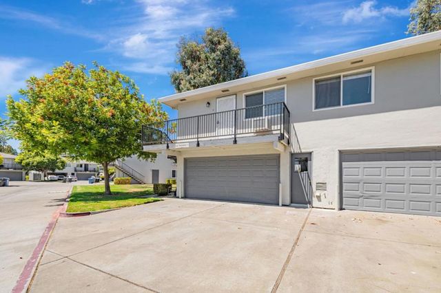 262 Tradewinds Court 4, San Jose, CA 95123