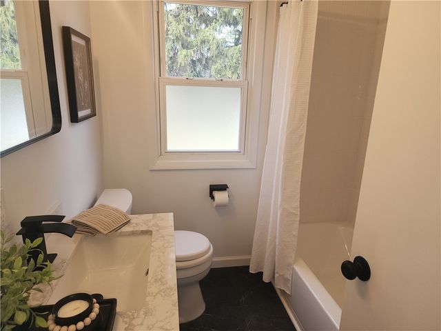 788 Embury Road, Penfield, NY 14526