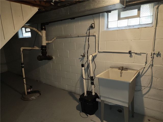 788 Embury Road, Penfield, NY 14526