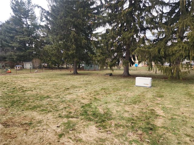 788 Embury Road, Penfield, NY 14526