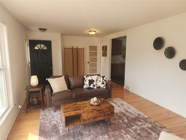 788 Embury Road, Penfield, NY 14526