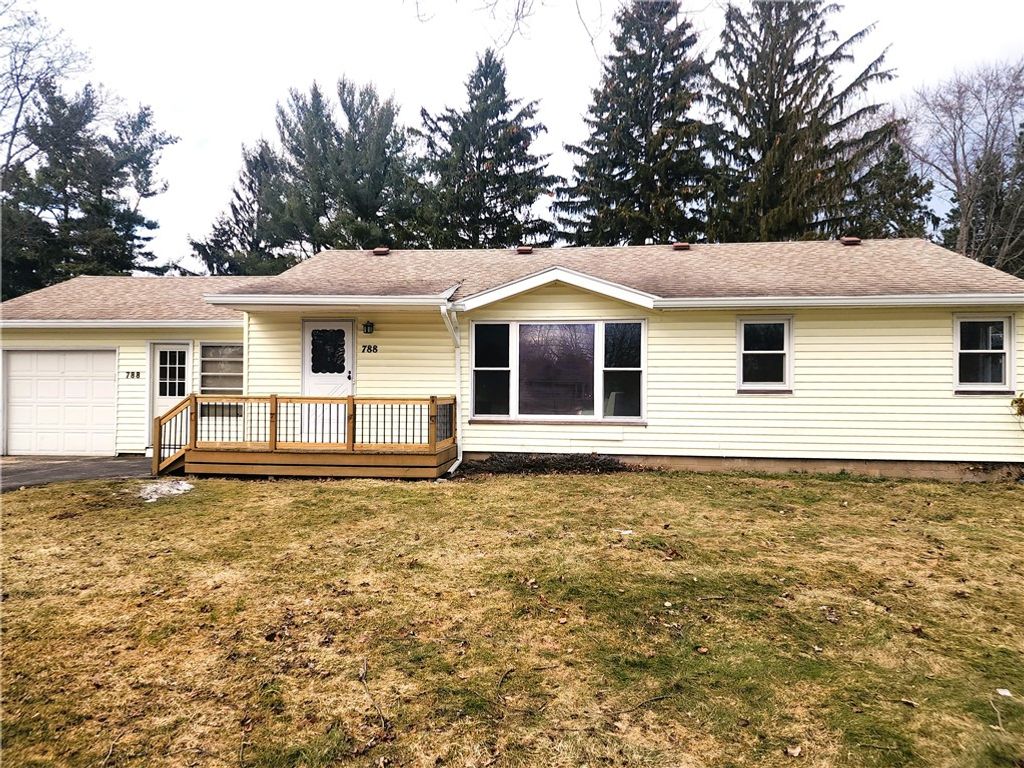 788 Embury Road, Penfield, NY 14526