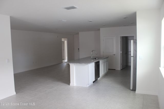 251 Crosspoint Street SE, Palm Bay, FL 32909