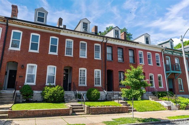 2026 Sidney Street, St Louis, MO 63104