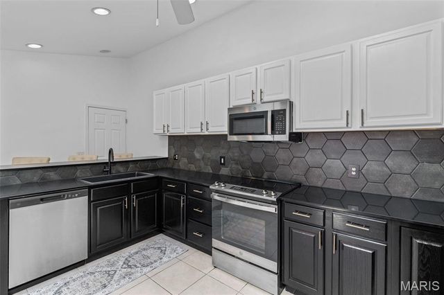 2026 Sidney Street, St Louis, MO 63104
