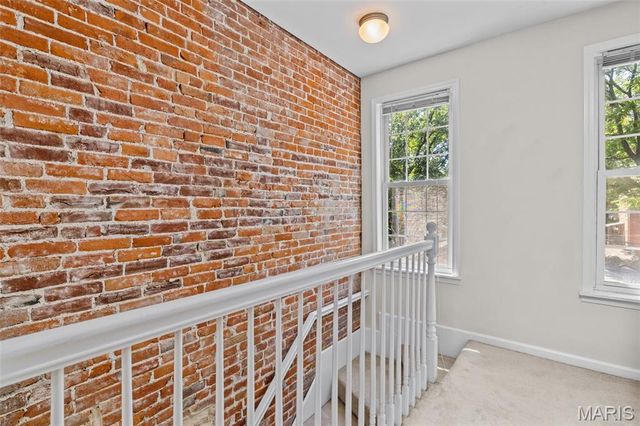 2026 Sidney Street, St Louis, MO 63104