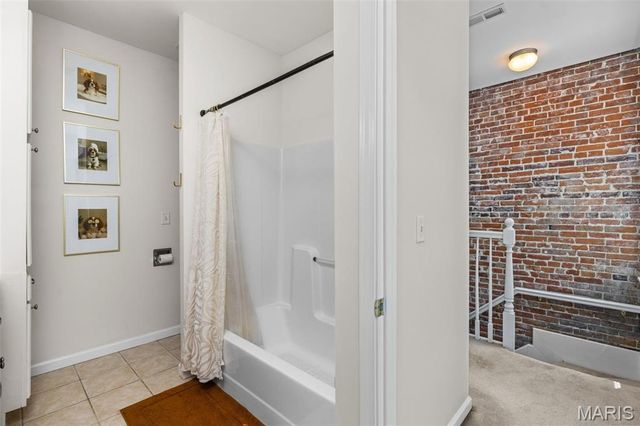2026 Sidney Street, St Louis, MO 63104
