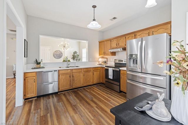 417 Garcia DR, Virginia Beach, VA 23454