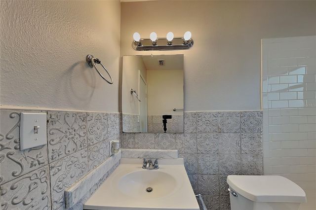 2709 MANOR HILL DRIVE, Brandon, FL 33511