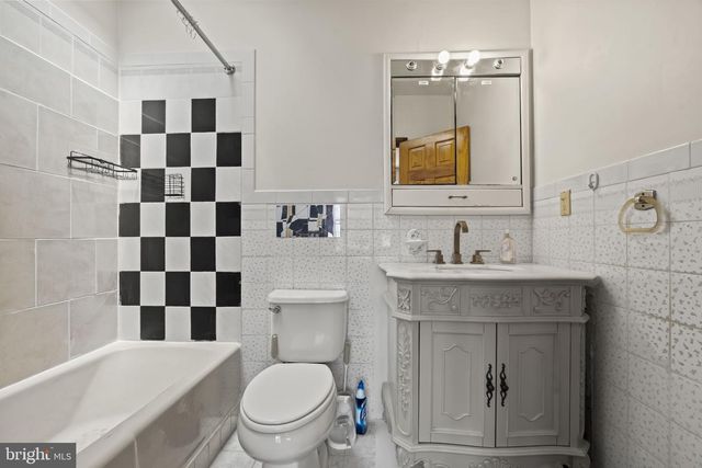 326 W NEDRO AVE, Philadelphia, PA 19120