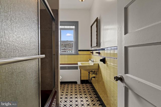 326 W NEDRO AVE, Philadelphia, PA 19120