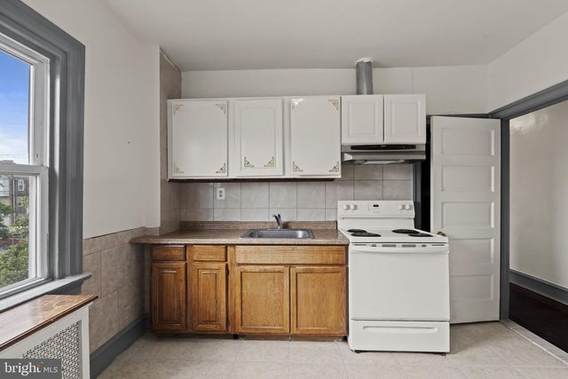 326 W NEDRO AVE, Philadelphia, PA 19120