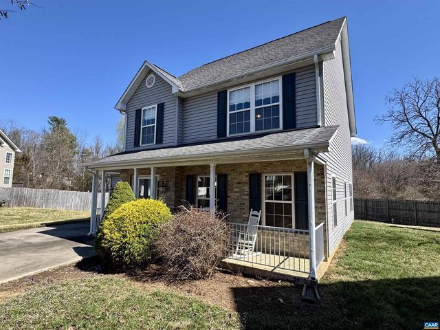 212 KINGSPORT RD, Waynesboro, VA 22980