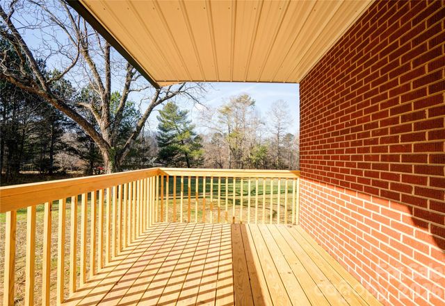 2822 Bettis Road, Grover, NC 28073