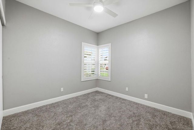 9189 Bungalow Way, Elk Grove, CA 95758