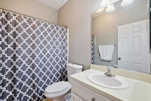 9189 Bungalow Way, Elk Grove, CA 95758