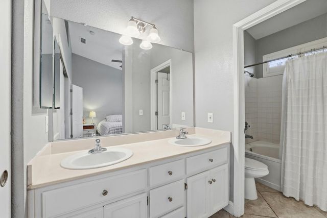 9189 Bungalow Way, Elk Grove, CA 95758