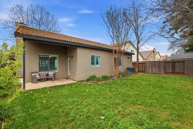 9189 Bungalow Way, Elk Grove, CA 95758