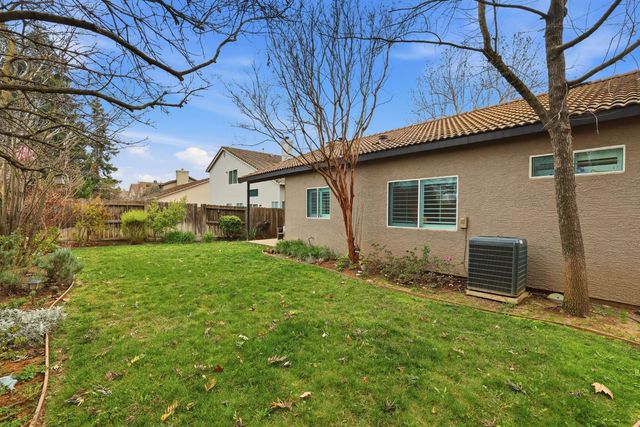 9189 Bungalow Way, Elk Grove, CA 95758