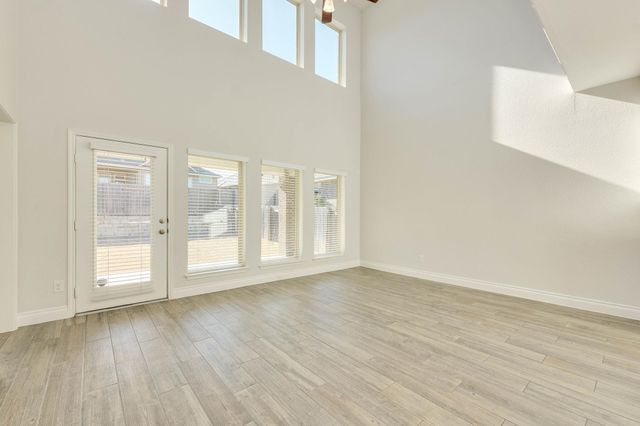 337 CROSSVINE TRL, Georgetown, TX 78626