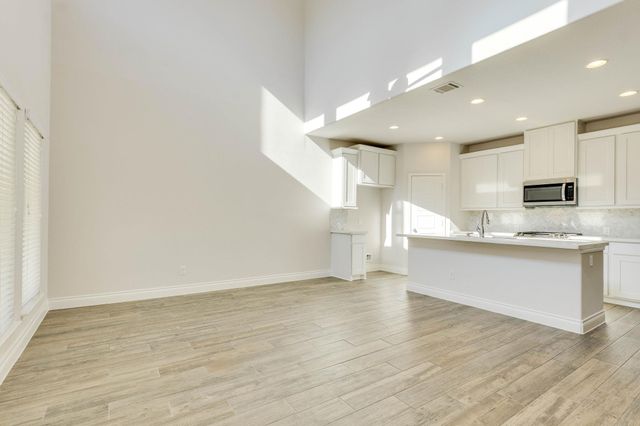 337 CROSSVINE TRL, Georgetown, TX 78626