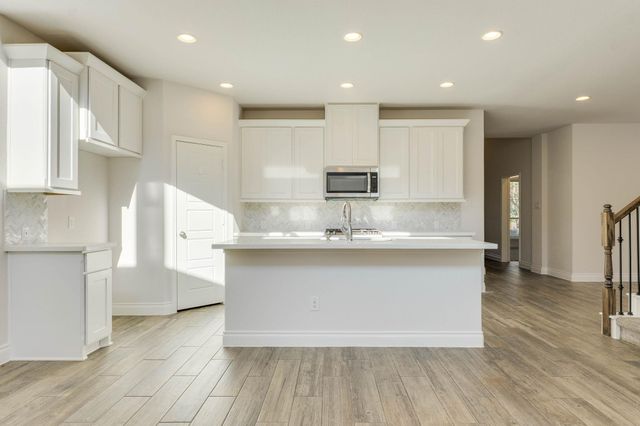 337 CROSSVINE TRL, Georgetown, TX 78626