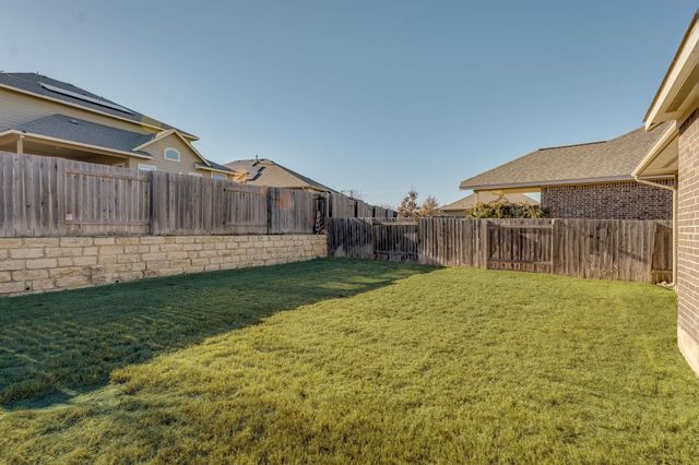 337 CROSSVINE TRL, Georgetown, TX 78626