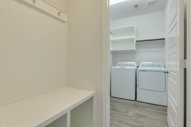 337 CROSSVINE TRL, Georgetown, TX 78626