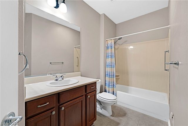 2048 Oliver Springs Street, Henderson, NV 89052