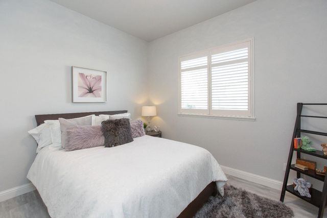 2470 Sea Lion Way, Turlock, CA 95380