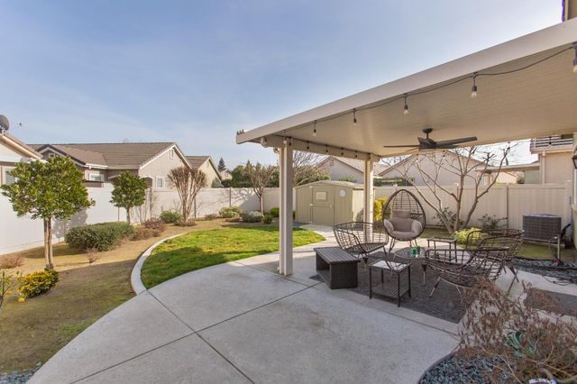 2470 Sea Lion Way, Turlock, CA 95380