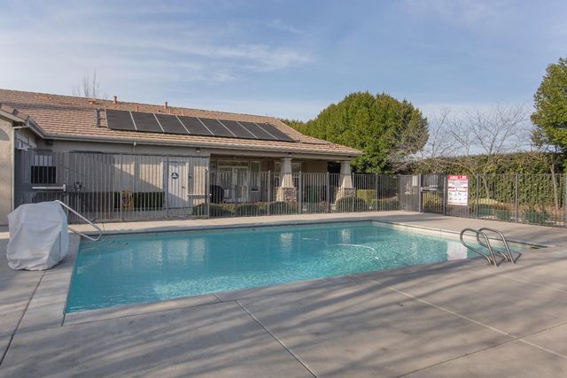 2470 Sea Lion Way, Turlock, CA 95380