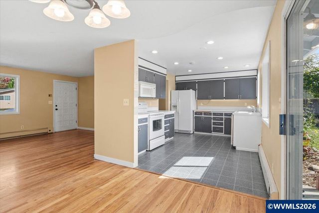 560 NW Hemlock Av, Corvallis, OR 97330