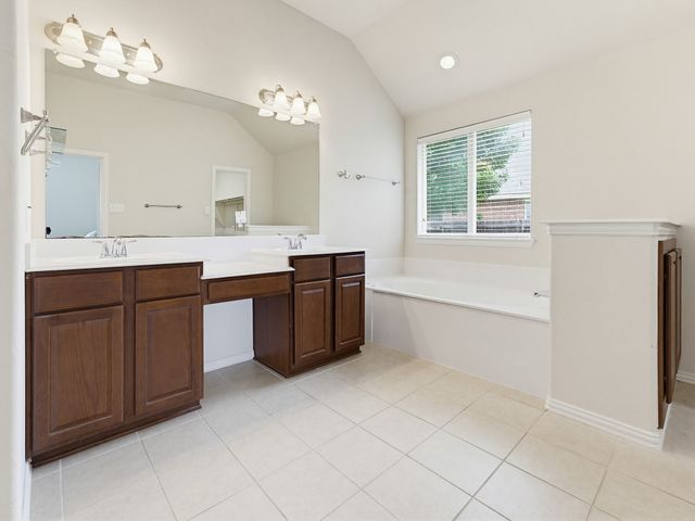 2026 Enchanted Rock Drive, Forney, TX 75126