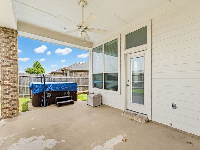 2026 Enchanted Rock Drive, Forney, TX 75126