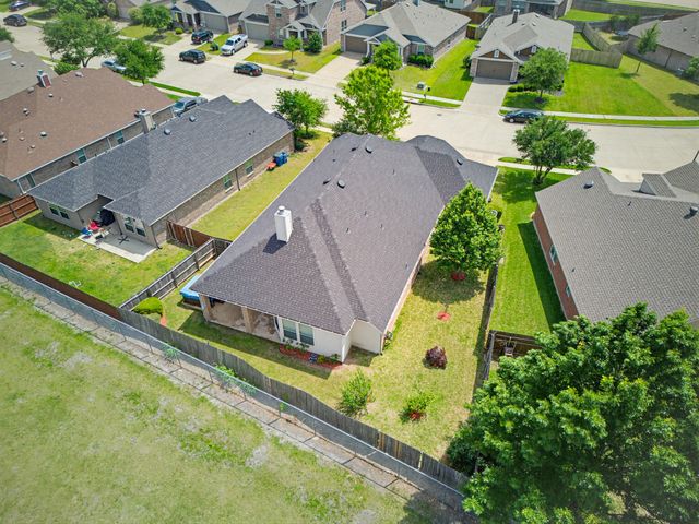 2026 Enchanted Rock Drive, Forney, TX 75126
