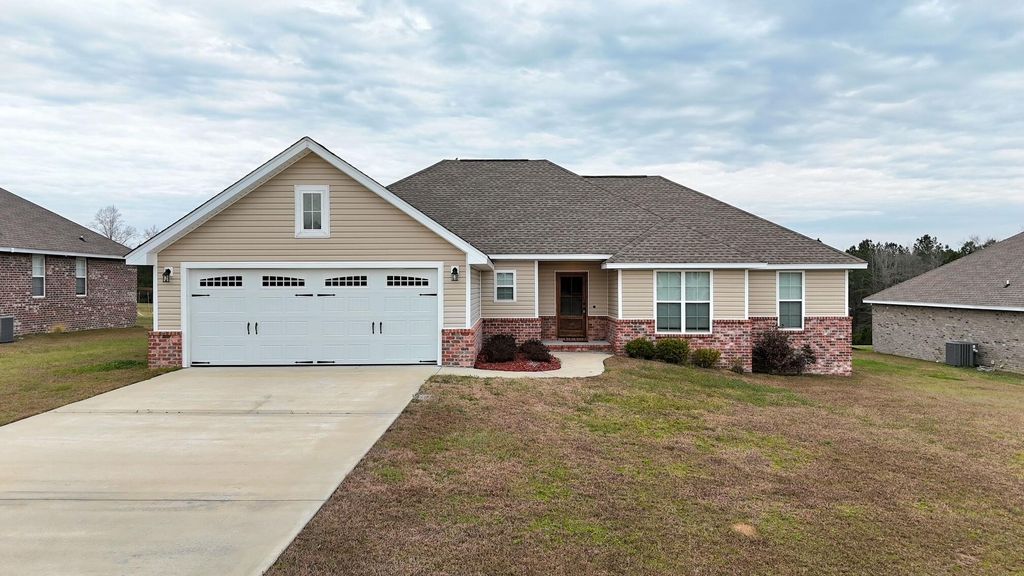 27 Sky View Dr., Purvis, MS 39475