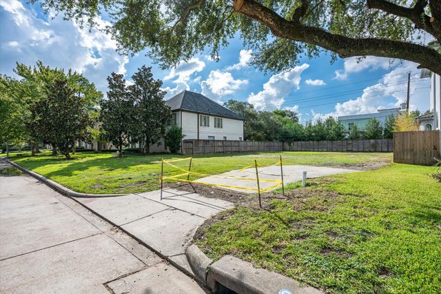 4625 Willow Street, Bellaire, TX 77401