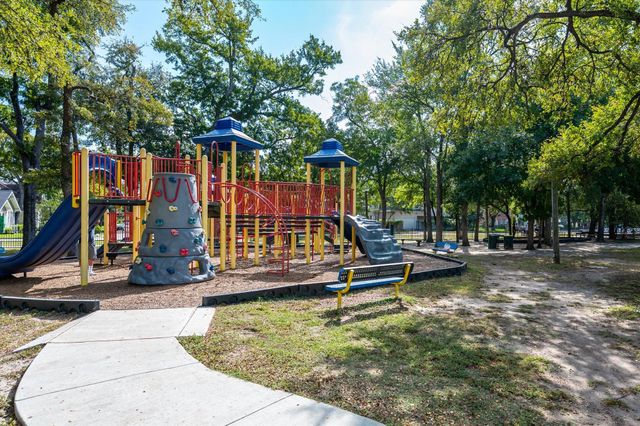 4625 Willow Street, Bellaire, TX 77401