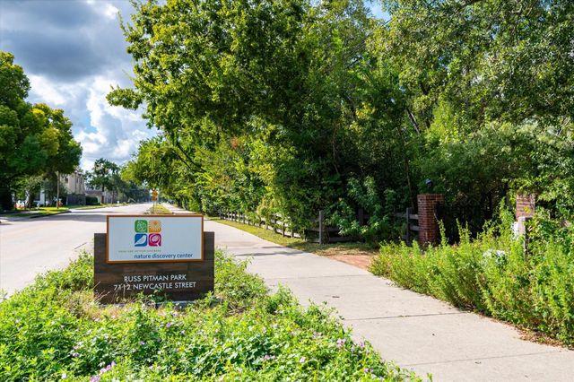 4625 Willow Street, Bellaire, TX 77401