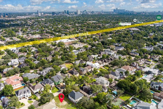 4625 Willow Street, Bellaire, TX 77401