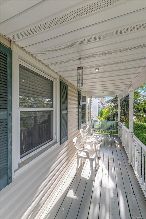 84 5th Street, New Hyde Park, NY 11040 — photo 3