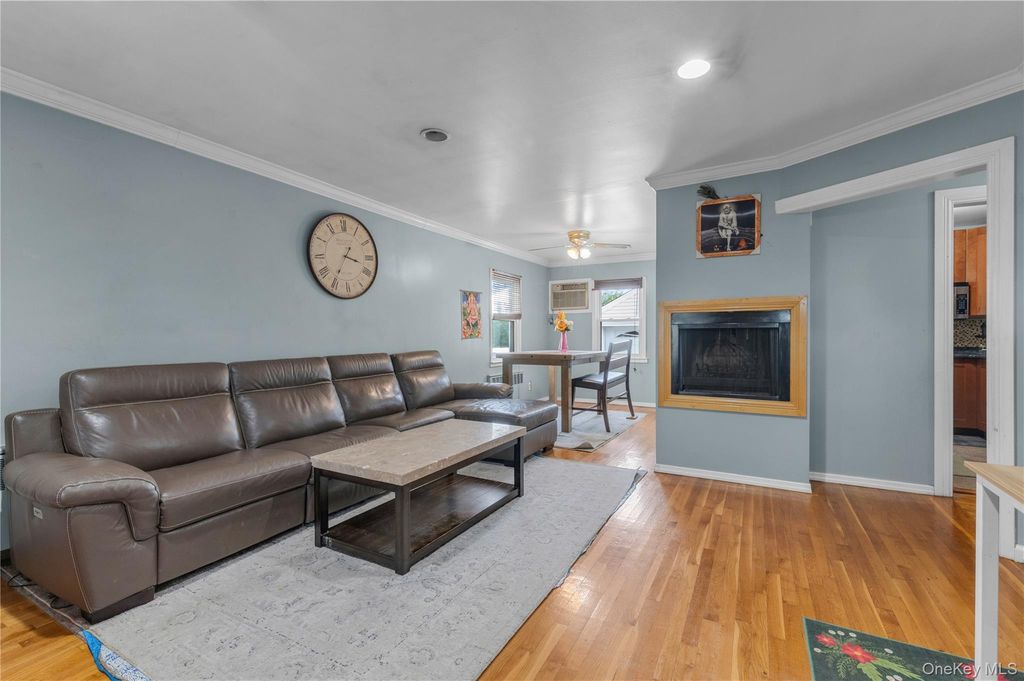 84 5th Street, New Hyde Park, NY 11040 — photo 5
