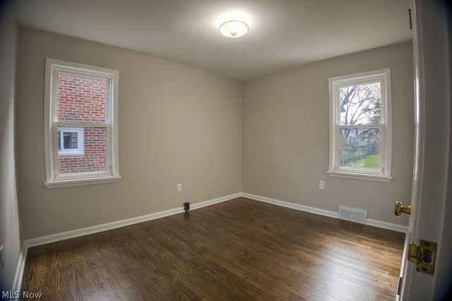 5404 Beacon Road, Lyndhurst, OH 44124